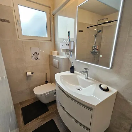 Apartman Oliva With Free Parking Pula Exteriér fotografie